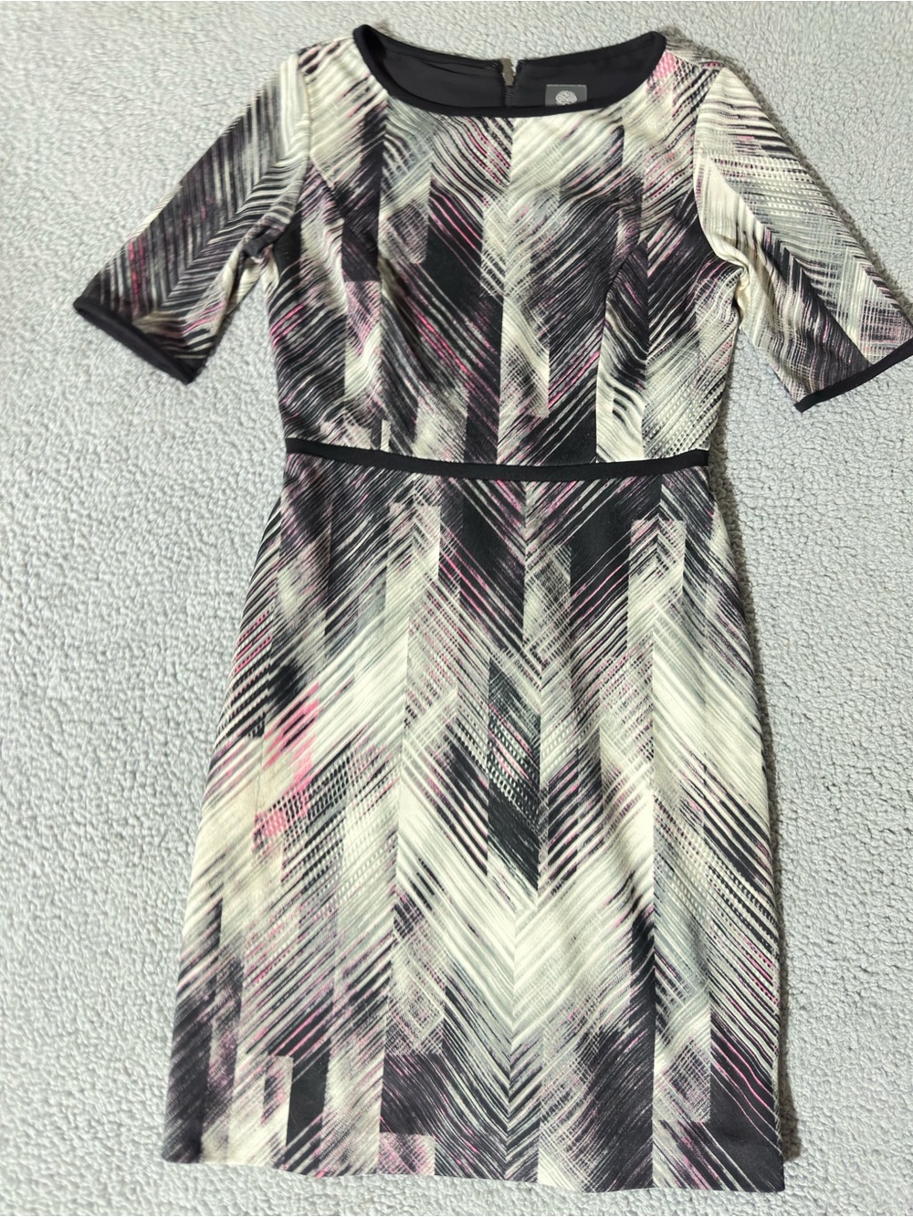 Vince Camuto Sheath Dress Abstract Print Career Office Women’s Size 8 Midi